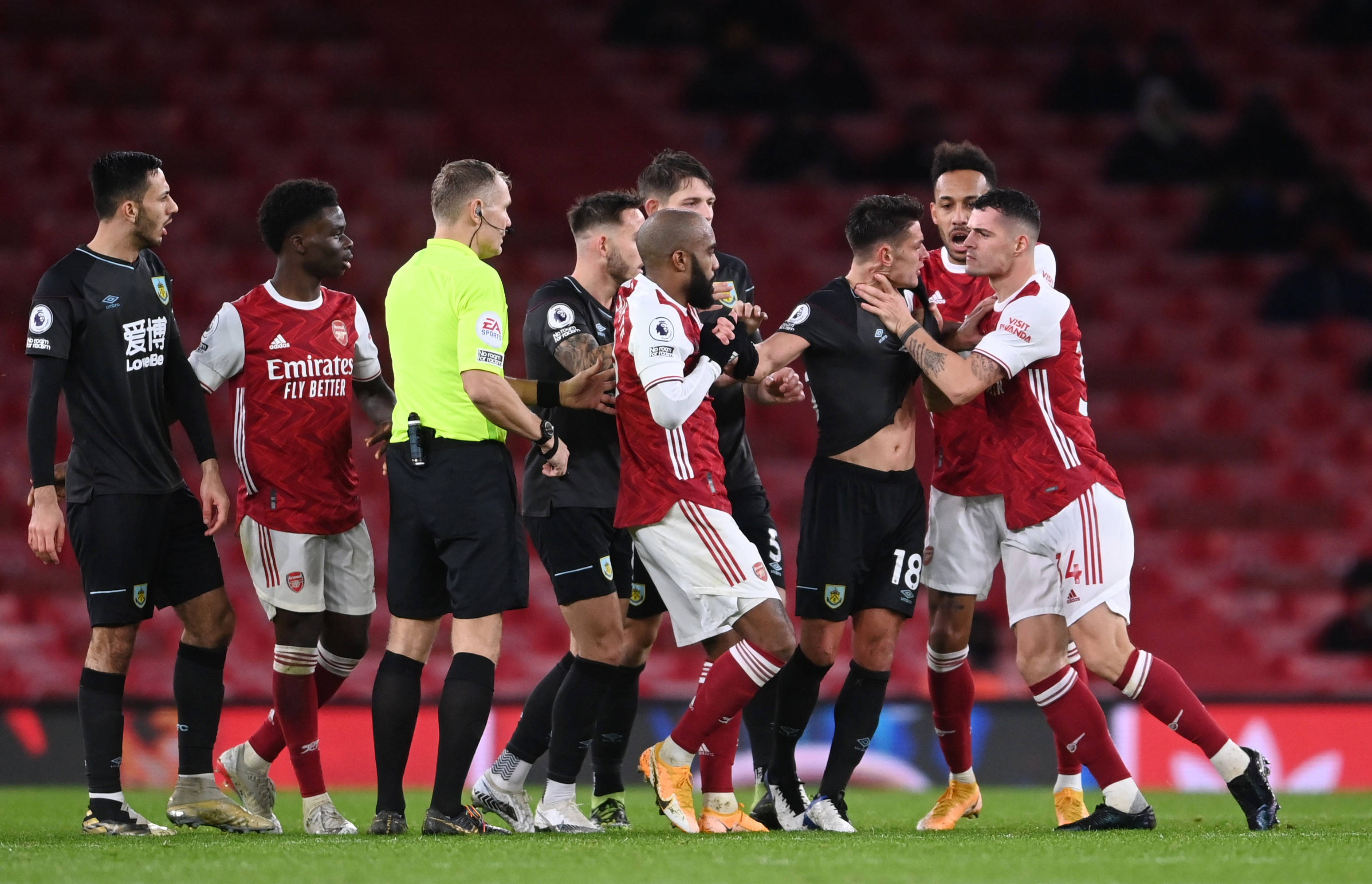 作为荷甲联 作为荷甲联